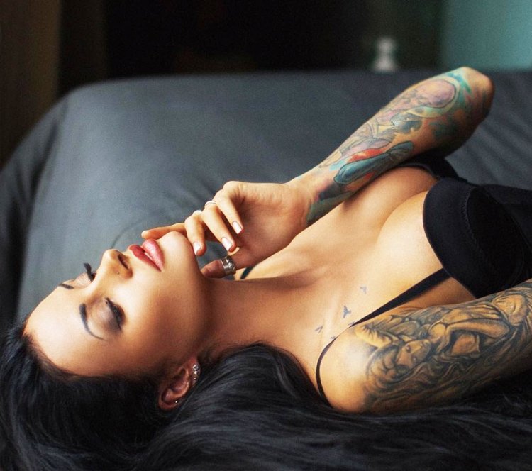 Anna Sakharova model