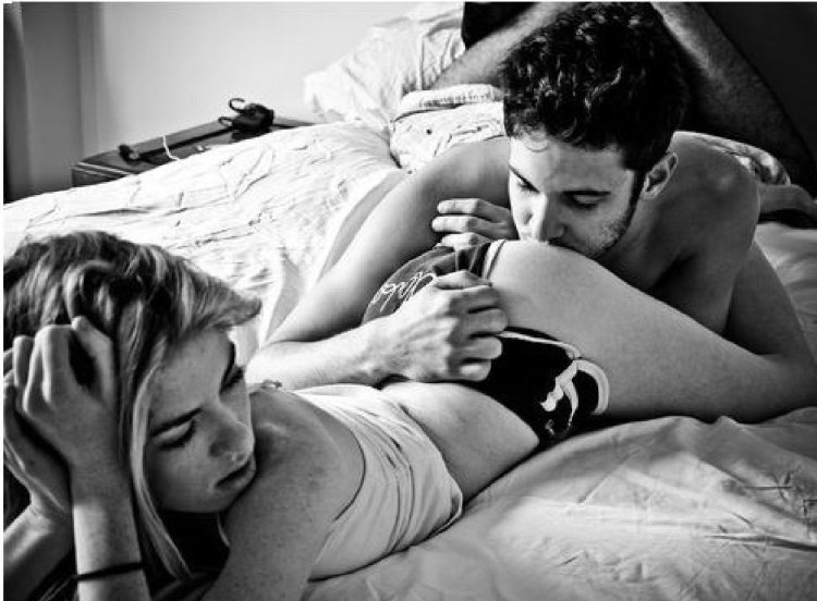 The guy bites the ass girl