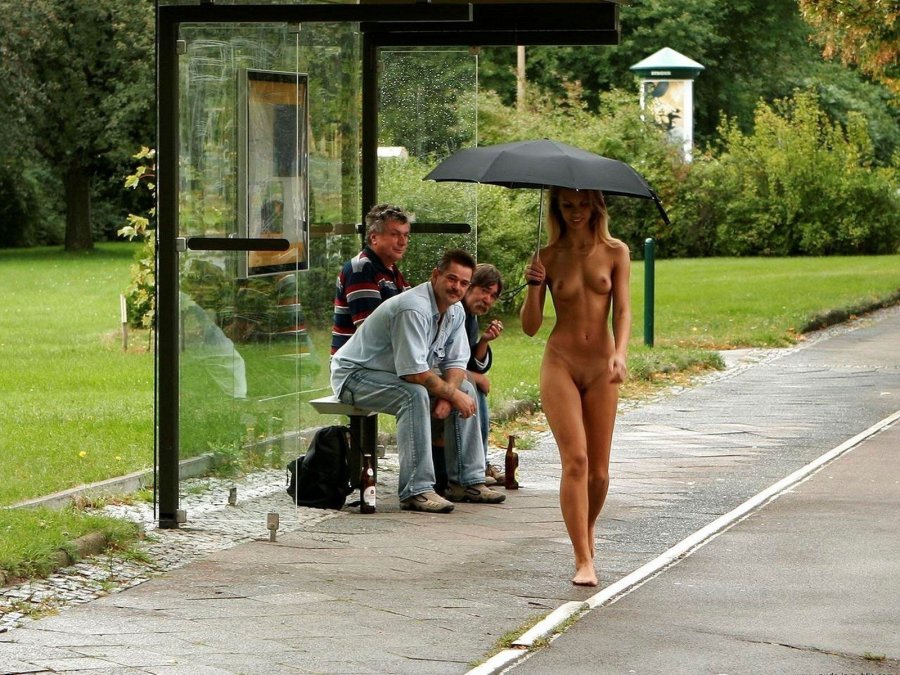 Girls undress on the street