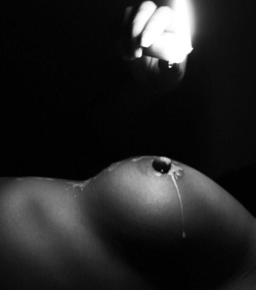 Girls in erotic wax